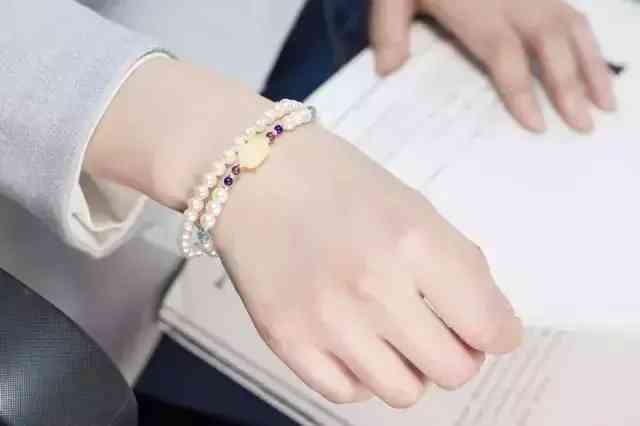 紫水晶和黃水晶哪個(gè)更招財(cái)(黃水晶適合什么屬相的人)插圖31