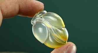 玉髓和瑪瑙哪個(gè)值錢(玉髓和瑪瑙誰(shuí)值錢)插圖2