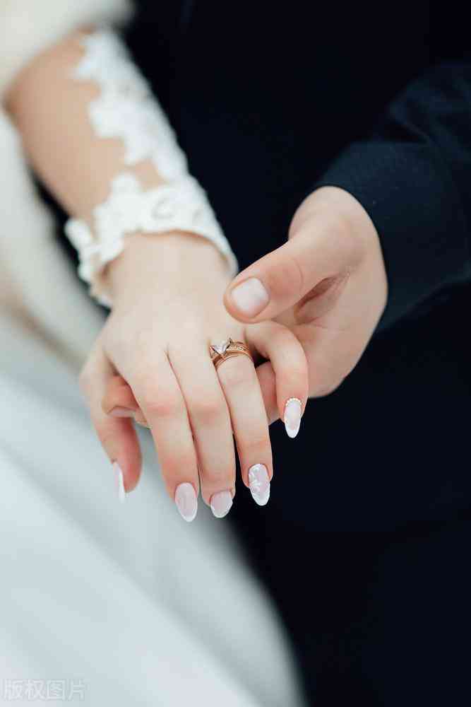 周大福2克拉鉆戒大概多少錢(周大福2克拉鉆戒多少錢大約)插圖1