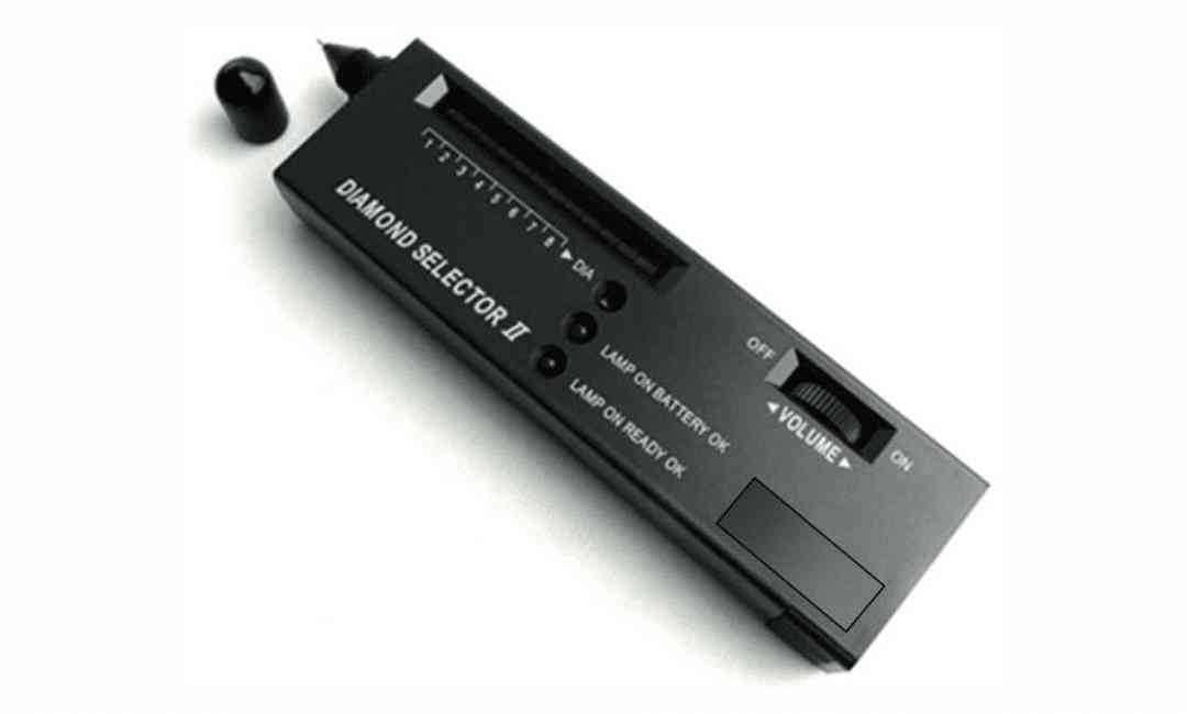 怎么知道鉆戒是不是真的(怎么判斷鉆戒是真的)插圖9