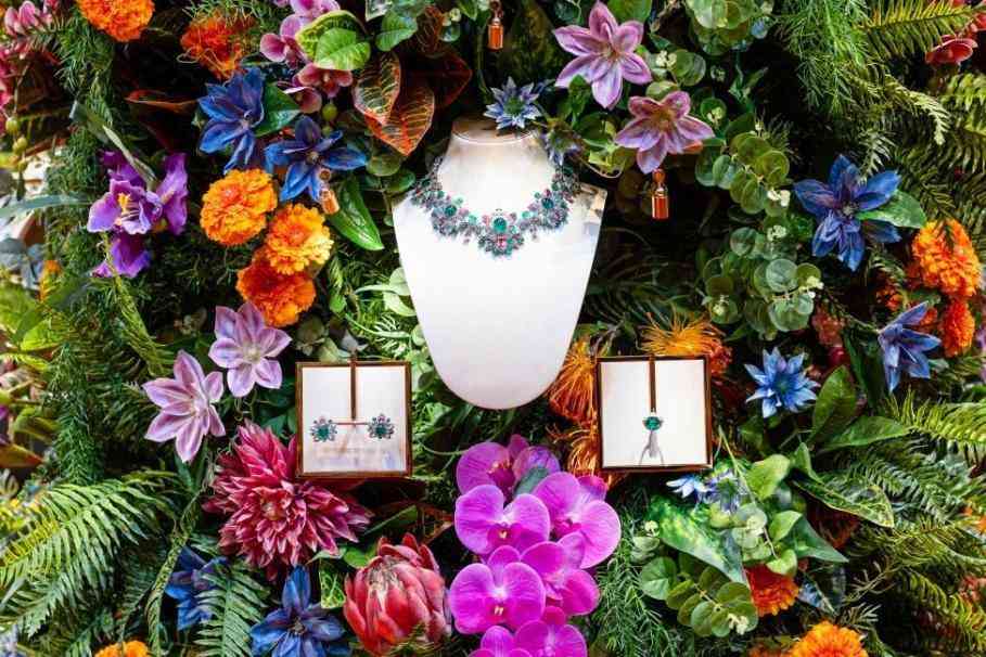 寶格麗項鏈慈善款(寶格麗項鏈慈善款是什么材質(zhì)的)插圖2