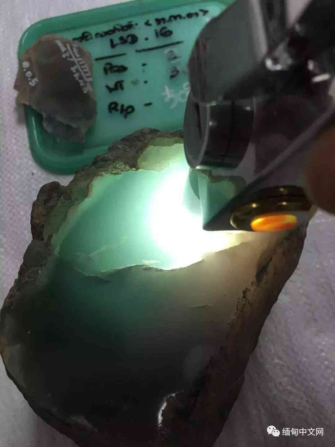 緬甸翡翠原石直播(緬甸翡翠視頻直播)插圖7