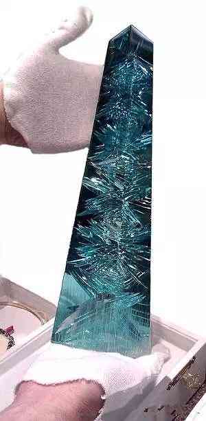 海藍(lán)寶石手鐲(海藍(lán)之謎翡翠手鐲)插圖8