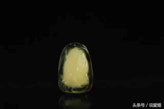 長期佩戴琥珀的功效與作用(琥珀戴久了會有靈性嗎)