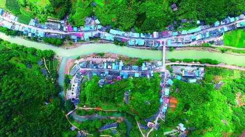 桂林雞血玉全是假的(三種女人不適合戴玉)插圖3