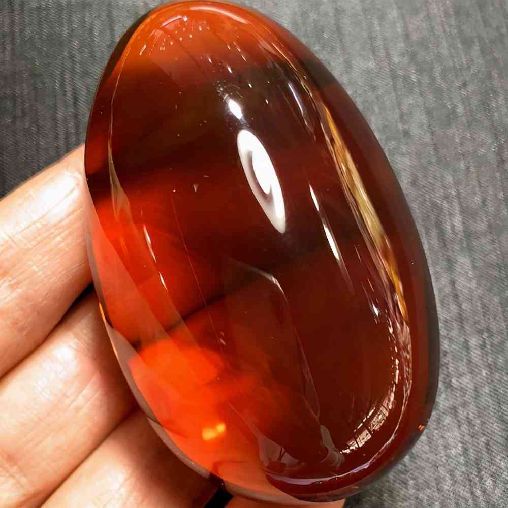 血琥珀的價格是多少一克(血琥珀價格多少錢一克)插圖10