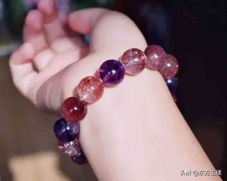 女人戴金發(fā)晶的好處(女人戴金發(fā)晶珠多少粒旺財(cái))插圖5