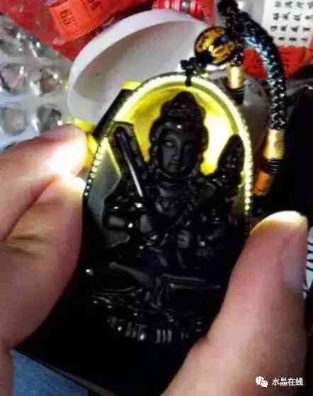 黑曜石手鏈價(jià)格一般在多少(黑曜石手鏈價(jià)格一般在多少錢)插圖7