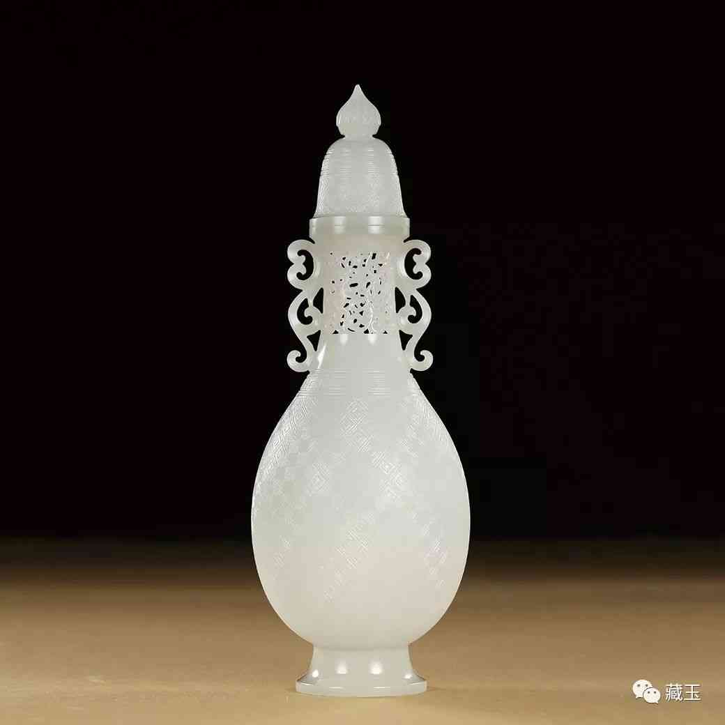 和田玉吊墜值多少錢(和田玉吊墜一般價(jià)格在多少)插圖9