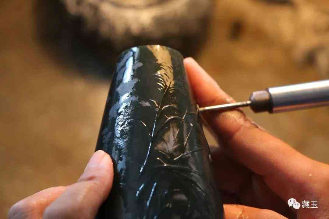 和田玉吊墜值多少錢(和田玉吊墜一般價(jià)格在多少)插圖10