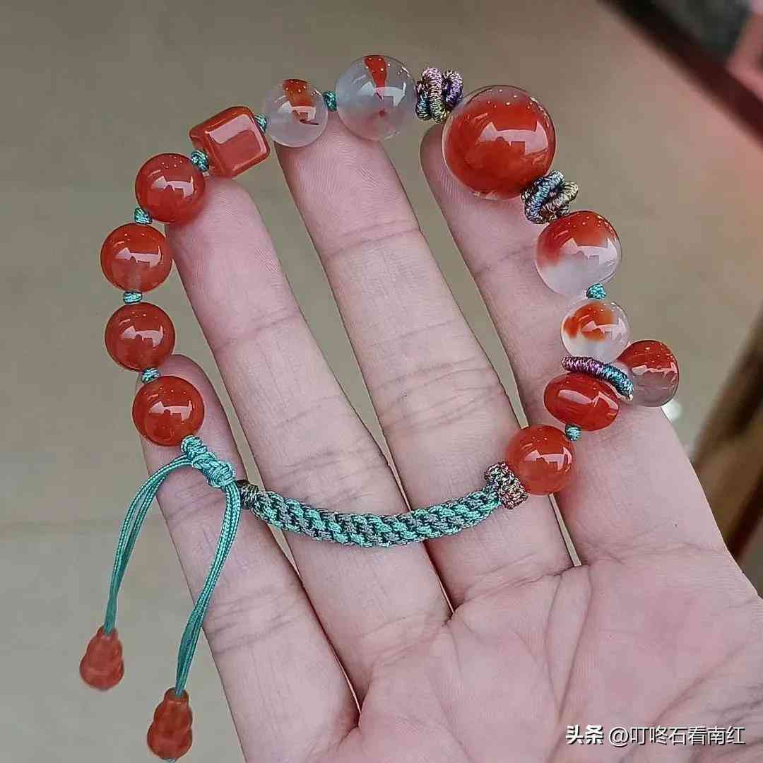 南紅瑪瑙手串(南紅瑪瑙手串的功效與作用)插圖22