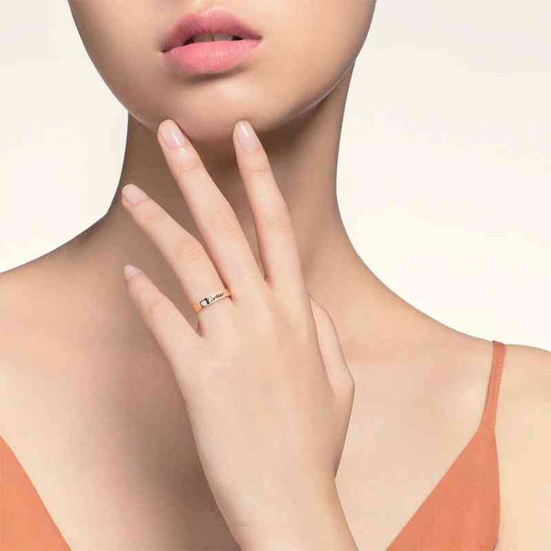 卡地亞經(jīng)典款戒指(卡地亞經(jīng)典款戒指什么時候上市)插圖3