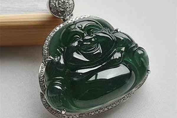 老坑冰種翡翠是什么意思(冰種和糯種哪個(gè)好)插圖15