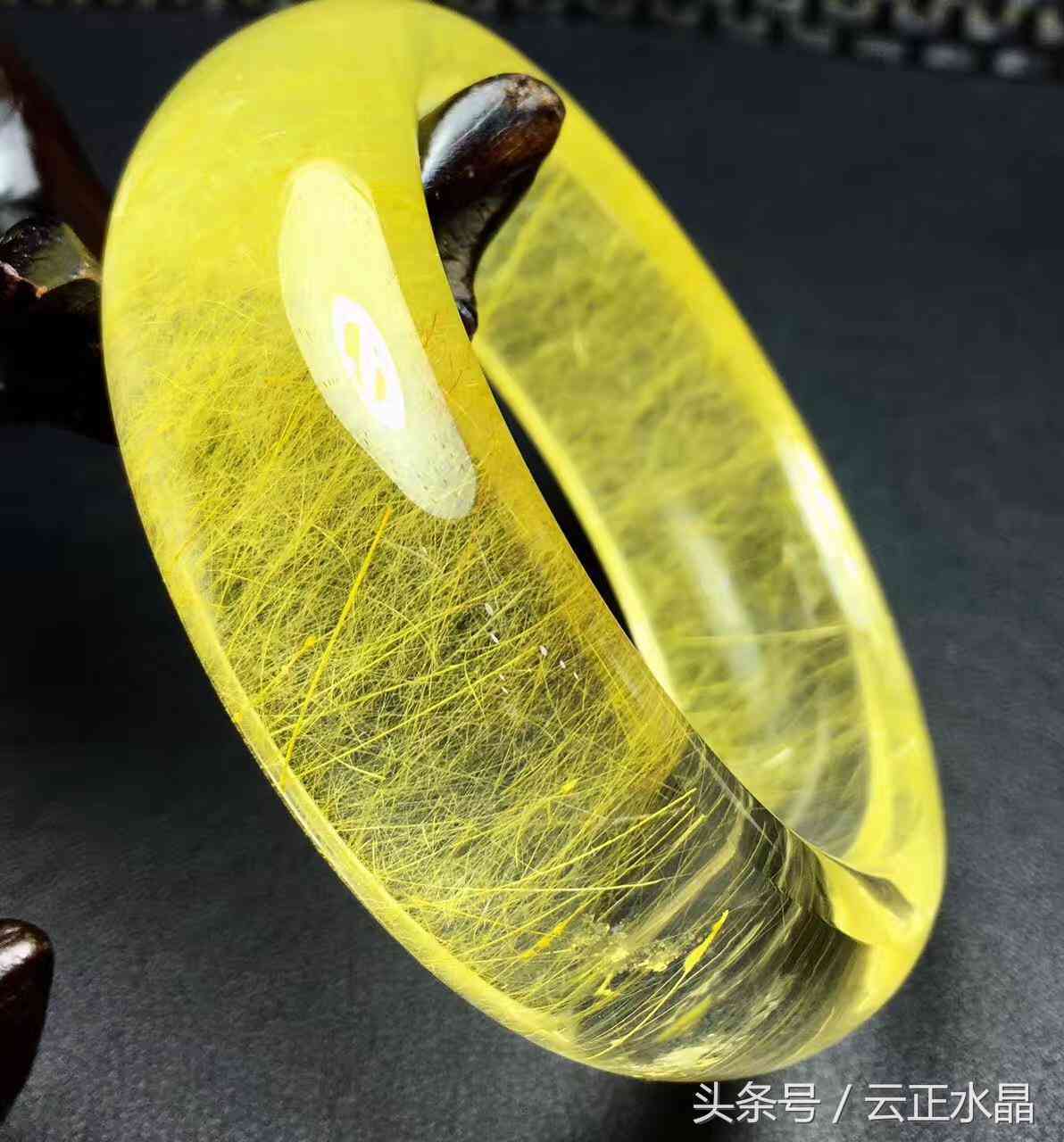 粉水晶手鐲貴嗎一般多少錢(粉水晶手鐲容易碎嗎)插圖10