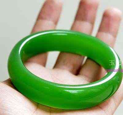 岫巖玉手鐲一般多少錢(東陵玉手鐲一般多少錢)插圖12