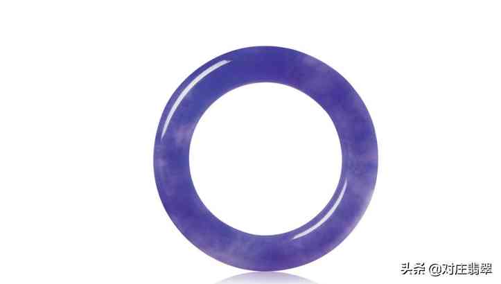 翡翠手鐲的價(jià)格(翡翠手鐲價(jià)格對(duì)照表圖)插圖7