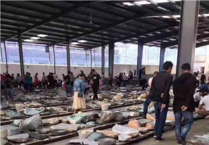 玉石的鑒別方法水泡(怎么鑒別玉石是不是泡出來的)插圖5