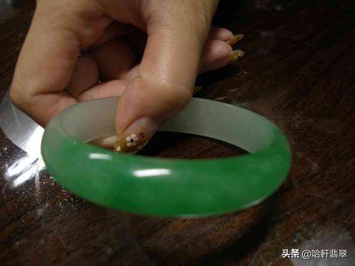 怎么看真假翡翠(翡翠幾百元是真的嗎)插圖8