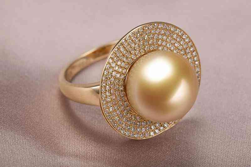 淡水珍珠項(xiàng)鏈價格一般多少錢一條(200塊錢的珍珠項(xiàng)鏈?zhǔn)钦娴膯?插圖4