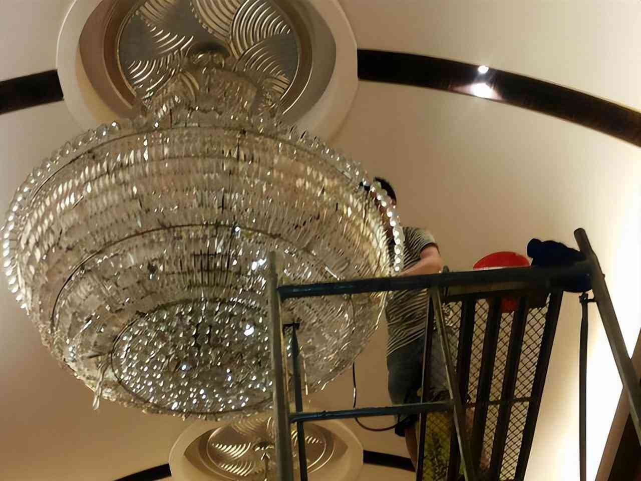 為什么家里不能放水晶(不能帶回家的七種石頭)插圖13