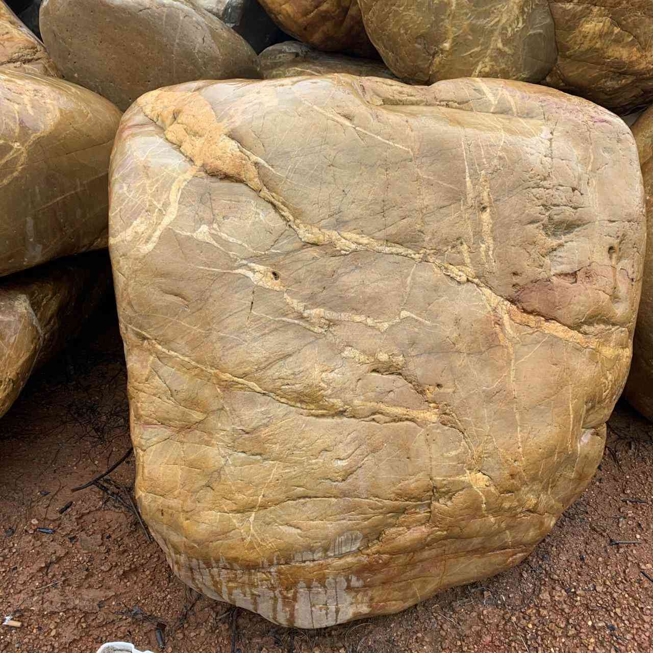 黃蠟石的鑒別(黃蠟石真假)插圖7