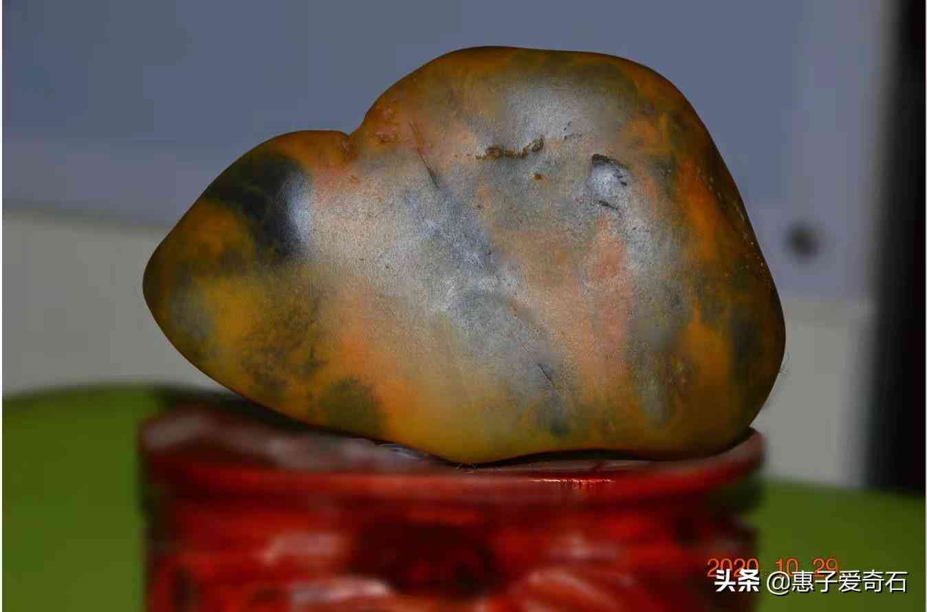 黃蠟石價(jià)格每克多少錢(黃蠟石的市場價(jià)格)插圖16