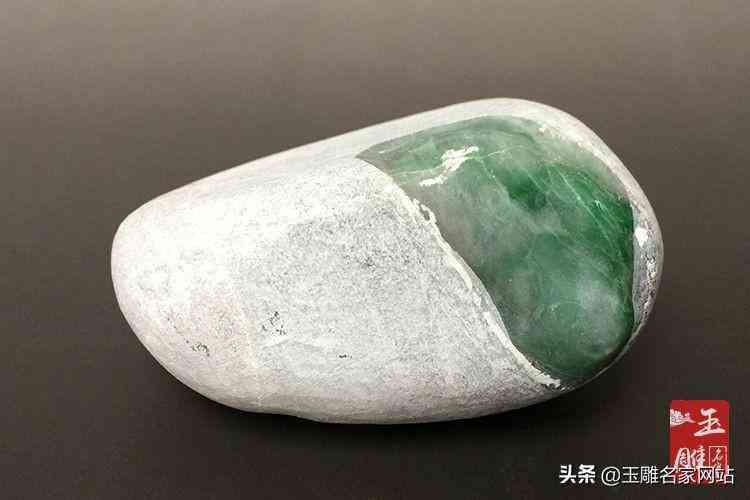 如何分辨玉石原石(如何分辨玉石原石與鵝卵石)插圖2