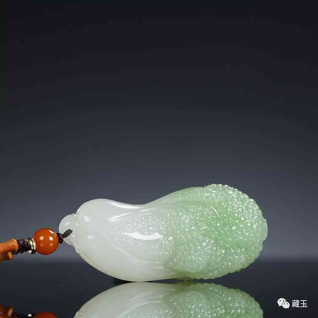 翠青玉手鐲價格(翠青手鐲圖片)插圖4