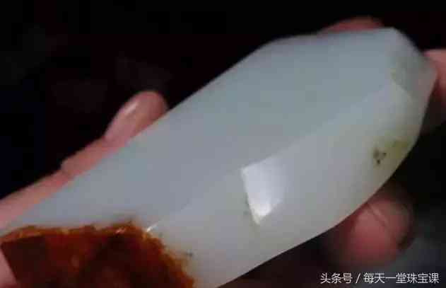 金絲玉為什么不建議戴(金絲玉為什么不建議戴右手)插圖10