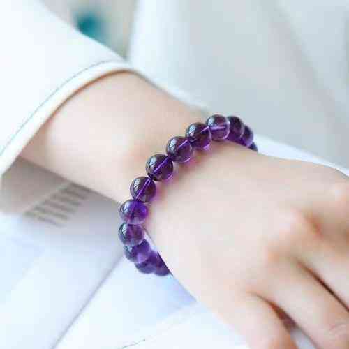 水晶石的作用與功效(水晶球的作用與功效)