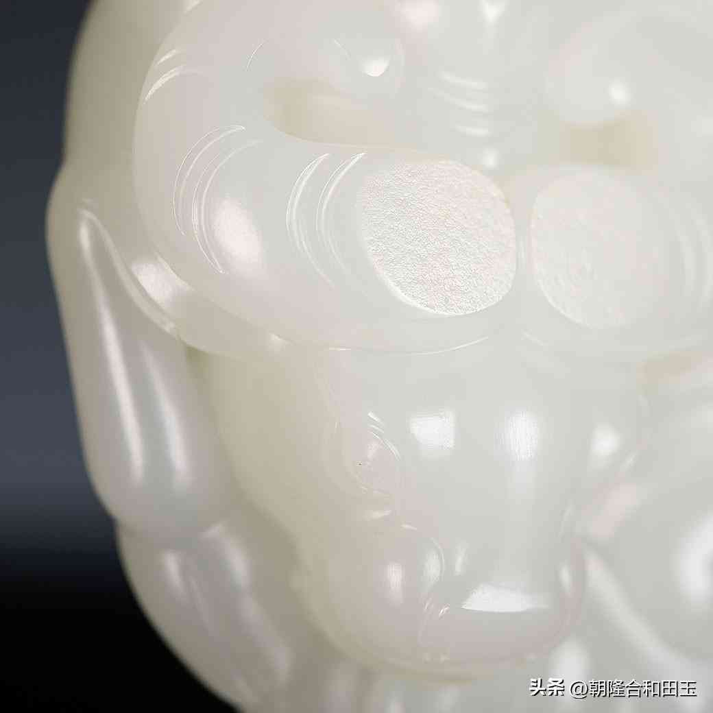 和田玉籽料手把件(和田玉籽料手把件圖片及價格)插圖9