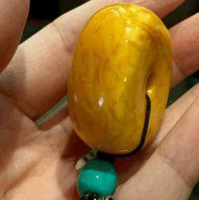 血珀和蜜蠟?zāi)膫€(gè)好(根珀和蜜蠟?zāi)膫€(gè)貴)插圖3