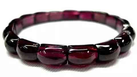 石榴石值錢嗎(黑色石榴石值錢嗎)插圖3