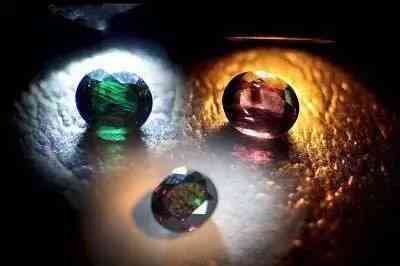 石榴石值錢嗎(黑色石榴石值錢嗎)插圖19