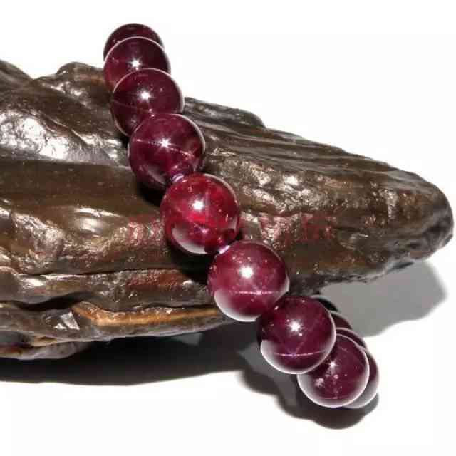 石榴石值錢嗎(黑色石榴石值錢嗎)插圖24