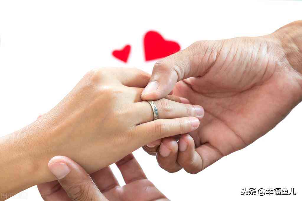 戒指戴哪個手好(黃金戒指戴哪個手好)