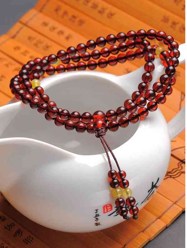 血琥珀多少錢一克(血琥珀真假的肉眼鑒別)插圖1