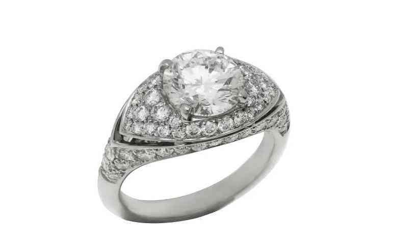 海瑞溫斯頓3克拉鉆戒多少錢(海瑞溫斯頓一克拉大概多少錢)插圖4