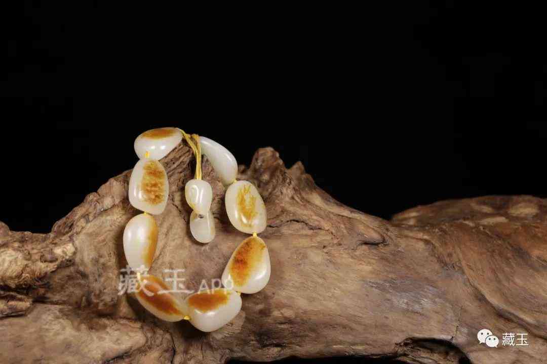 和田玉籽料手串價格(周大福和田玉手串值得買嗎)