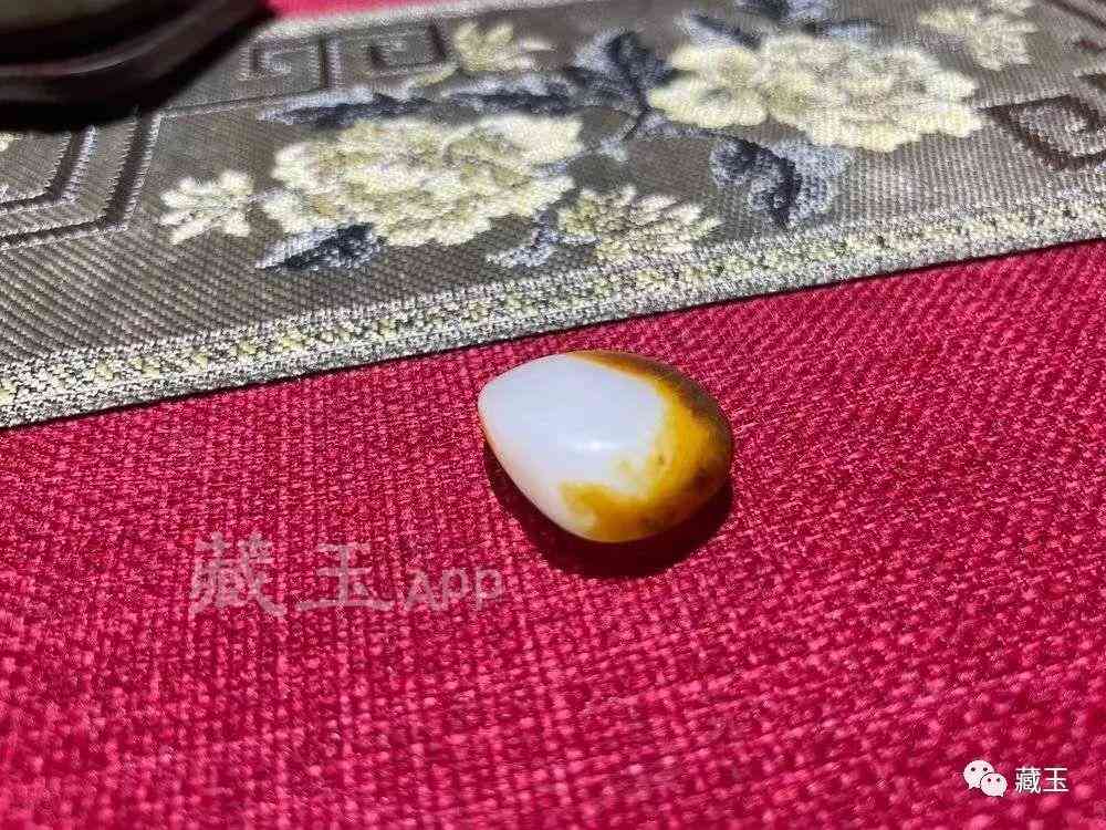 和田玉籽料手串價(jià)格(周大福和田玉手串值得買嗎)插圖3