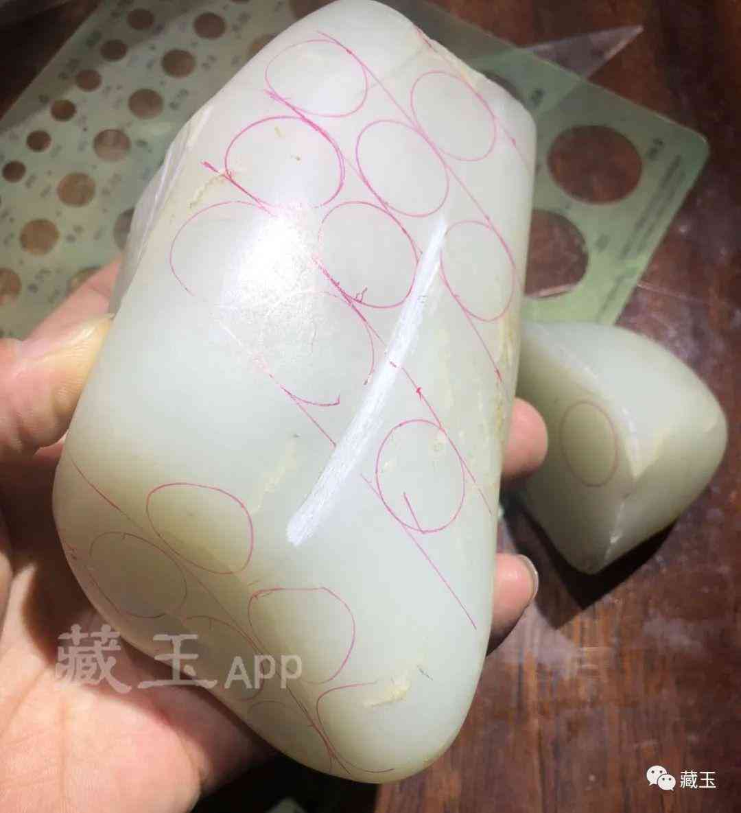 和田玉籽料手串價(jià)格(周大福和田玉手串值得買嗎)插圖15