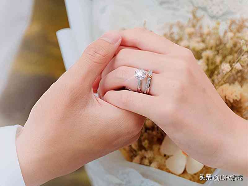 鴿子蛋鉆戒多少克拉多少錢(鴿子蛋鉆戒是幾克拉)插圖1