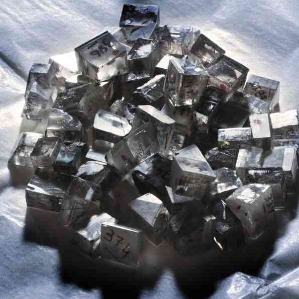 為什么買裸鉆那么便宜(鉆石店為什么推薦買裸石)插圖2