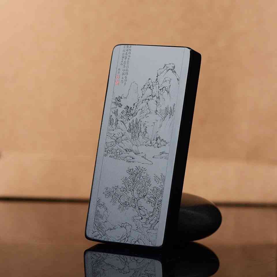 和田玉不值錢的幾種料(真玉和假玉在燈光下有啥區(qū)別)插圖2