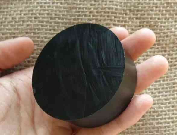 和田玉不值錢的幾種料(真玉和假玉在燈光下有啥區(qū)別)插圖8