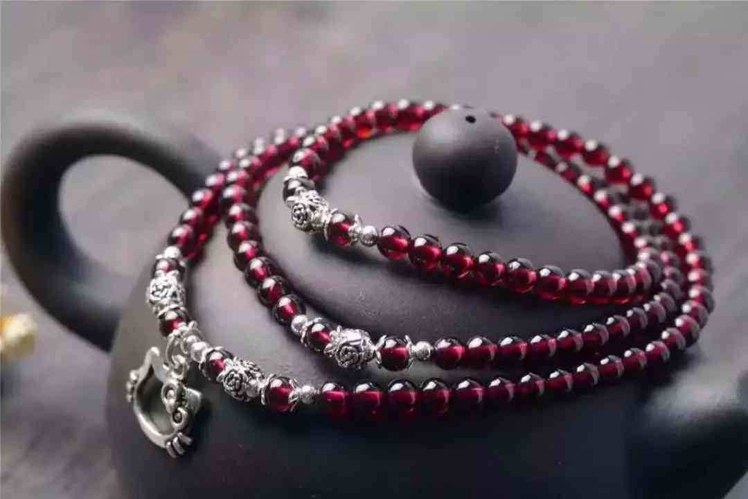 石榴石不能亂戴(石榴石誰不能戴)插圖2