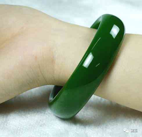 和田玉碧玉屬于什么檔次(和田玉的八個(gè)等級)插圖18