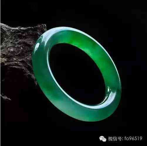 紅瑪瑙手鐲一般多少錢(qián)(南紅瑪瑙手鐲一般多少錢(qián))