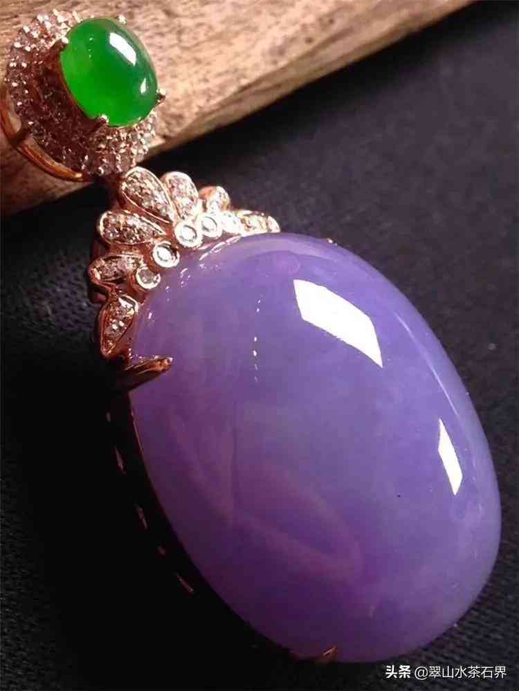 黃翡翠的寓意(黃翡翠的寓意是什么)