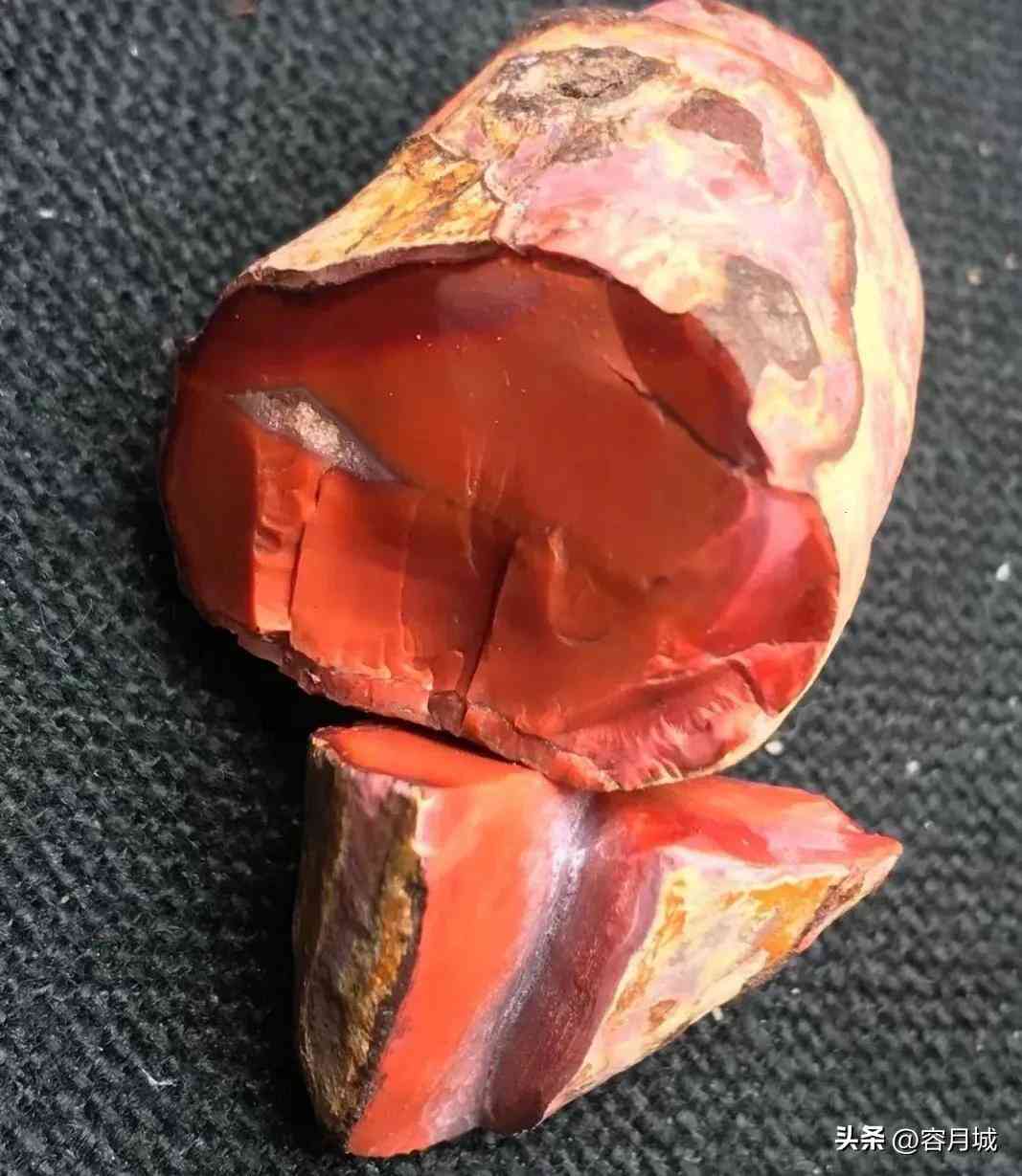 南紅玉石多少錢一克(南紅多少錢一克2022年)插圖1